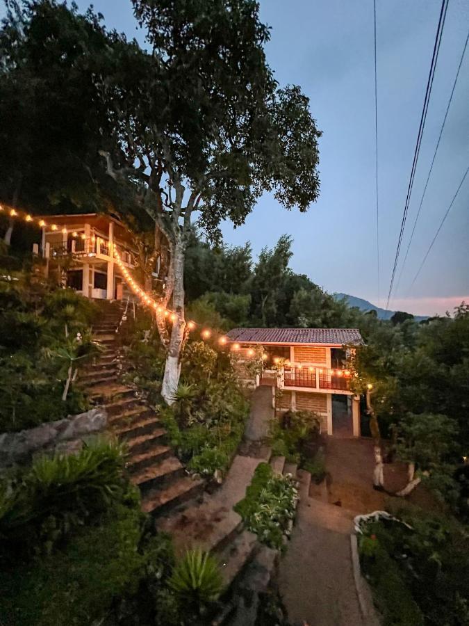 Rancho Fortaleza -Hotel & Spa- San Antonio Palopó 外观 照片