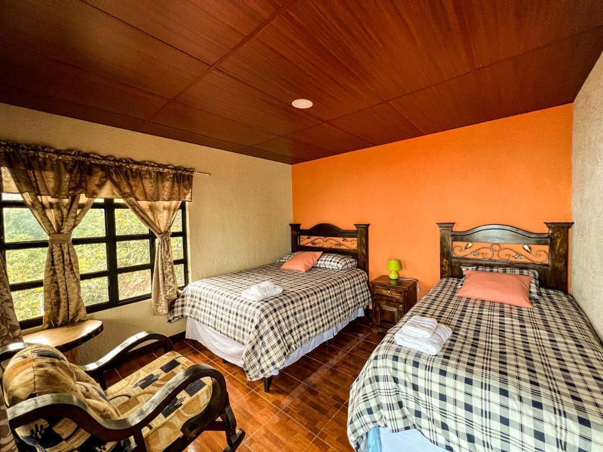 Rancho Fortaleza -Hotel & Spa- San Antonio Palopó 外观 照片