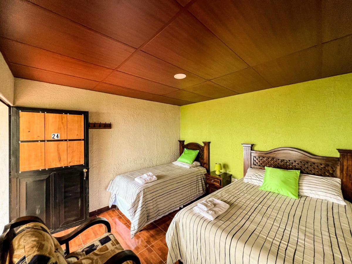 Rancho Fortaleza -Hotel & Spa- San Antonio Palopó 外观 照片